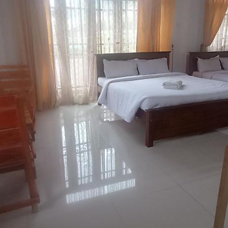 Oviya Guest Bed and Breakfast Nuwara Eliya Exterior foto