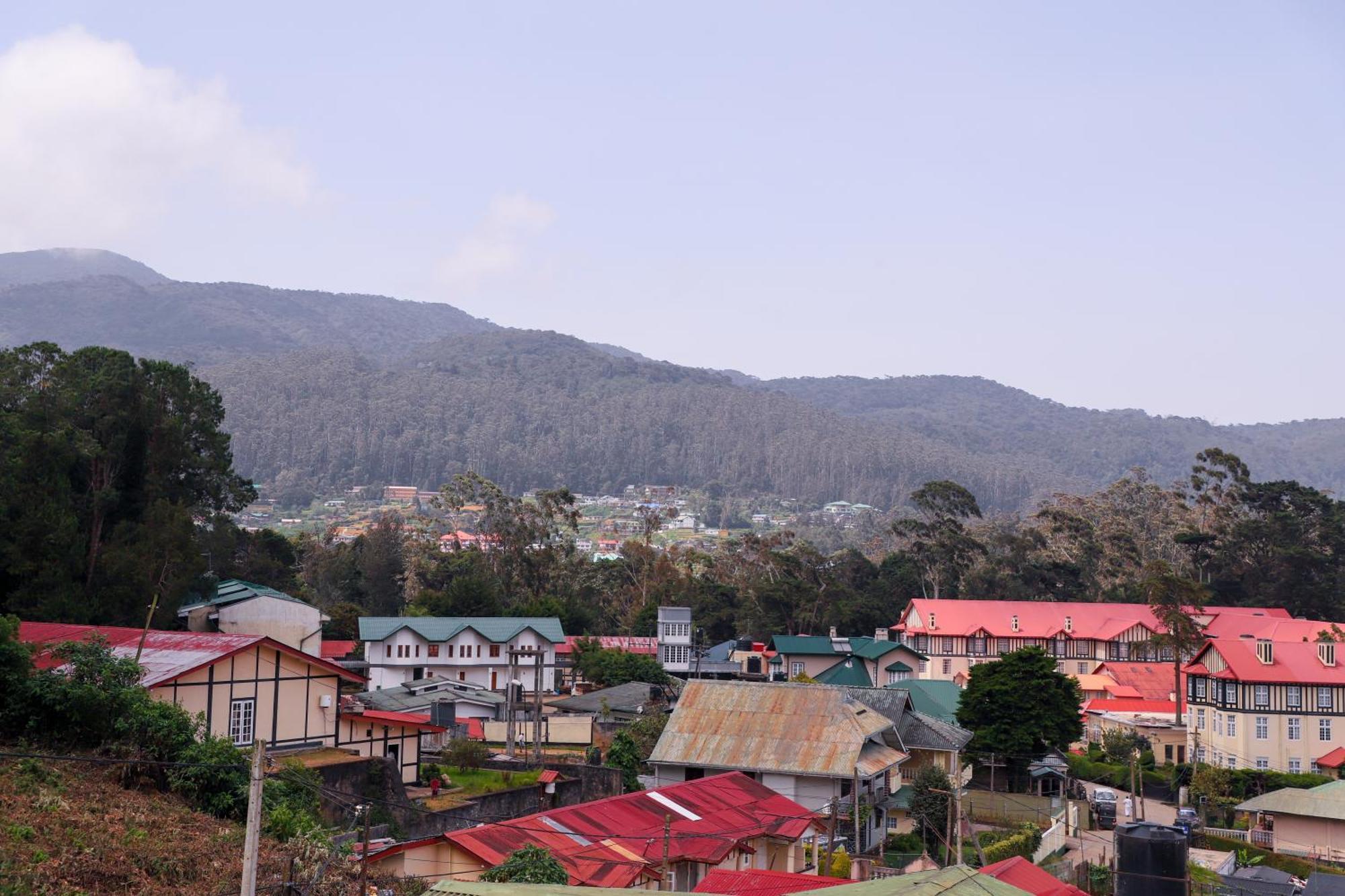 Oviya Guest Bed and Breakfast Nuwara Eliya Exterior foto